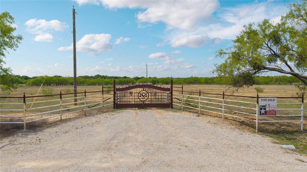 190 County Road 198 - Photo 1