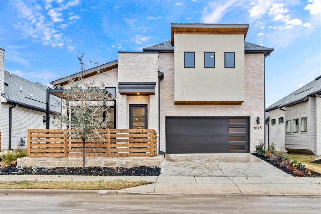 515 Sherwood Drive - Photo 1
