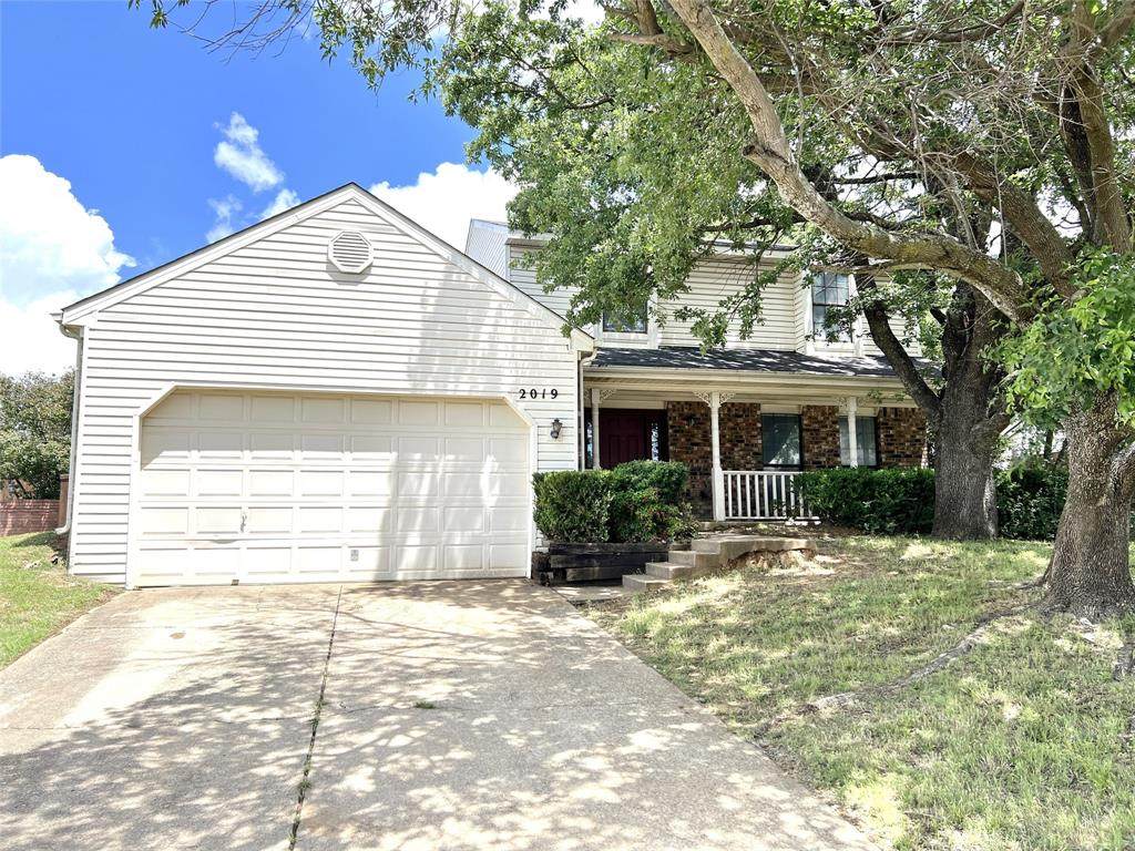 2019 Longmeadow Court - Photo 1