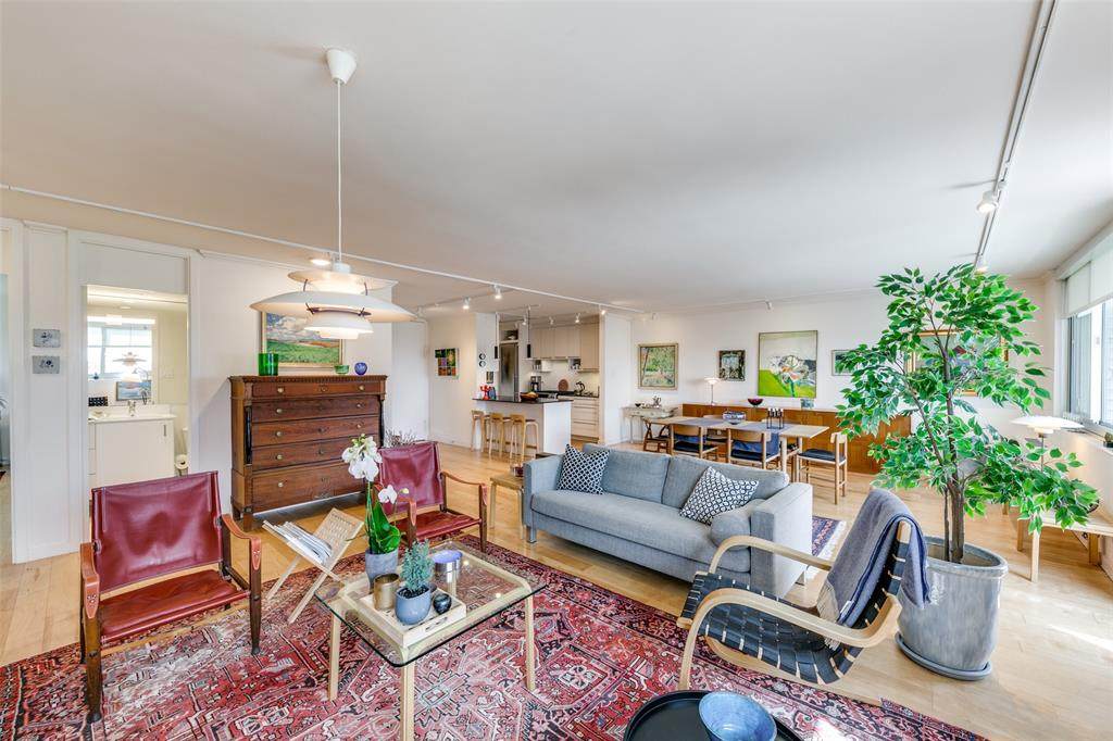 3883 Turtle Creek Boulevard - Photo 1