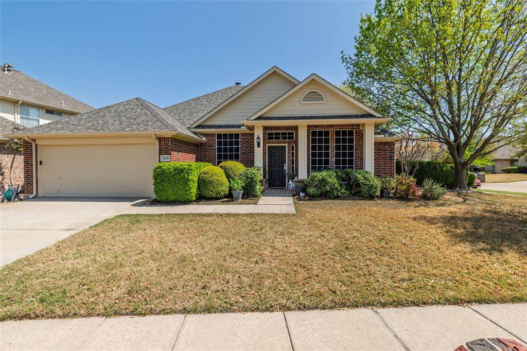 2409 Silverstone Lane - Photo 1