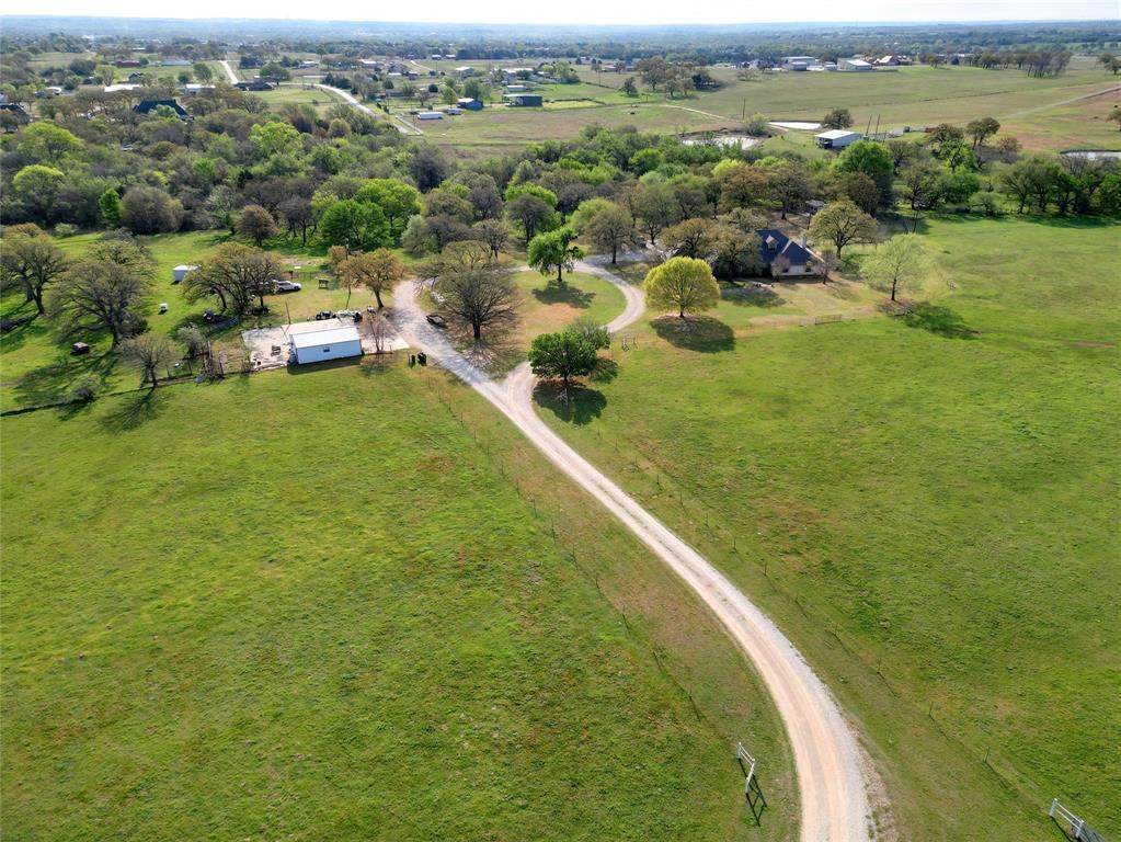 169 Private Road 4611 - Photo 1