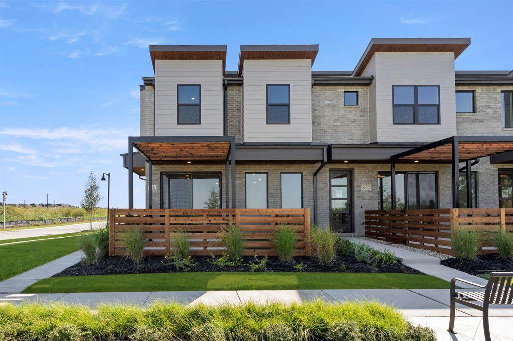 2001 Aldrich Mews - Photo 1