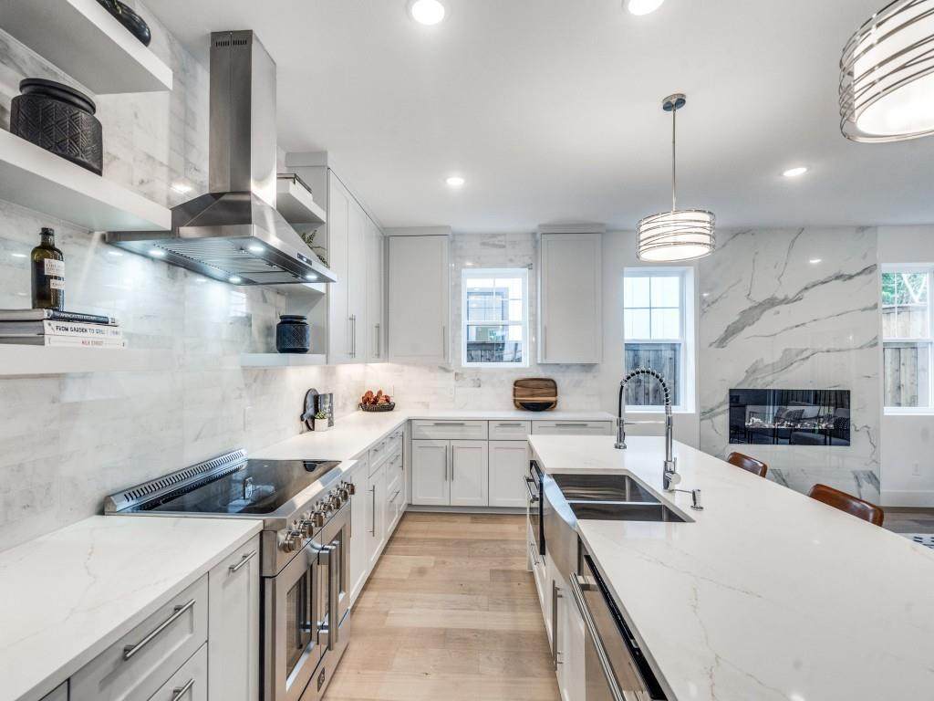 708 White Avenue - Photo 1