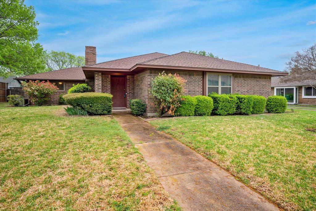 3328 Dunes Street - Photo 1