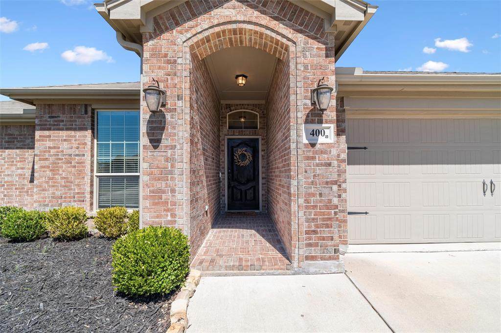 400 Acadia Lane - Photo 1
