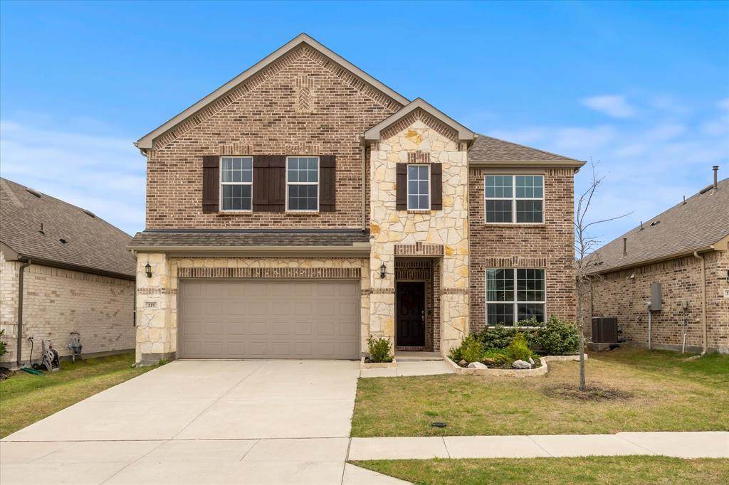 215 Hadley Lane - Photo 1