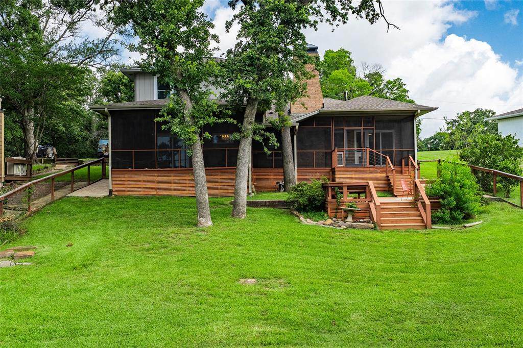 316 Oak Lane - Photo 1