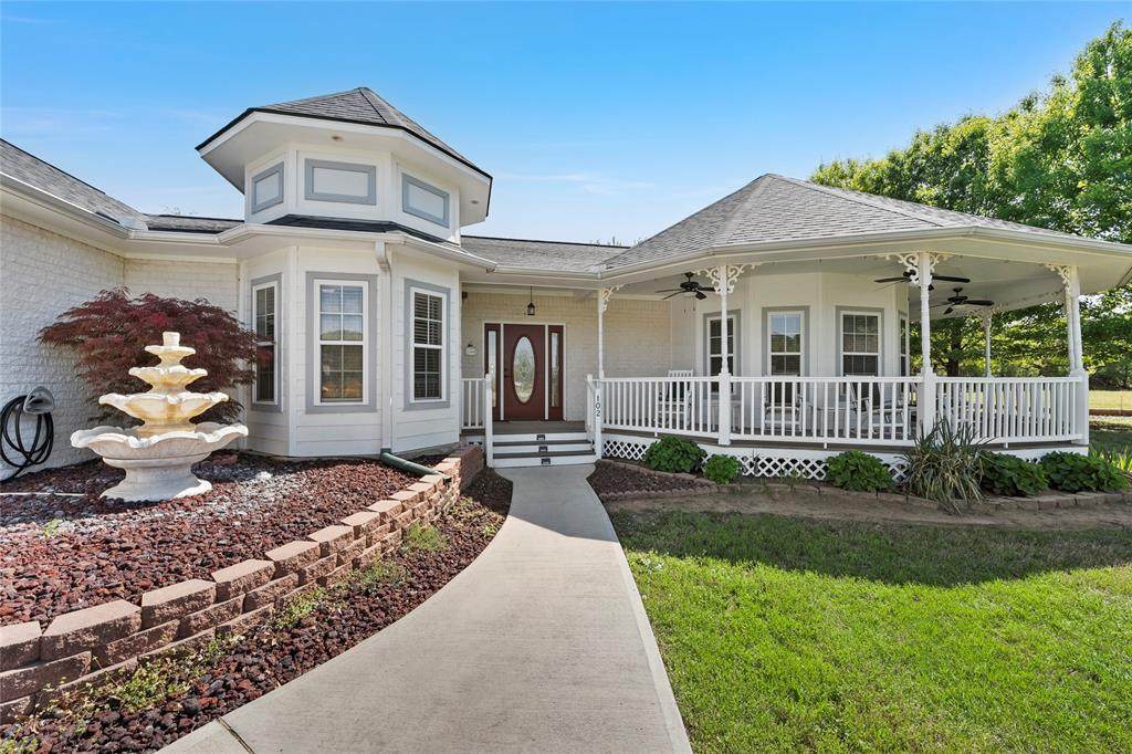 102 Palmer Drive - Photo 1