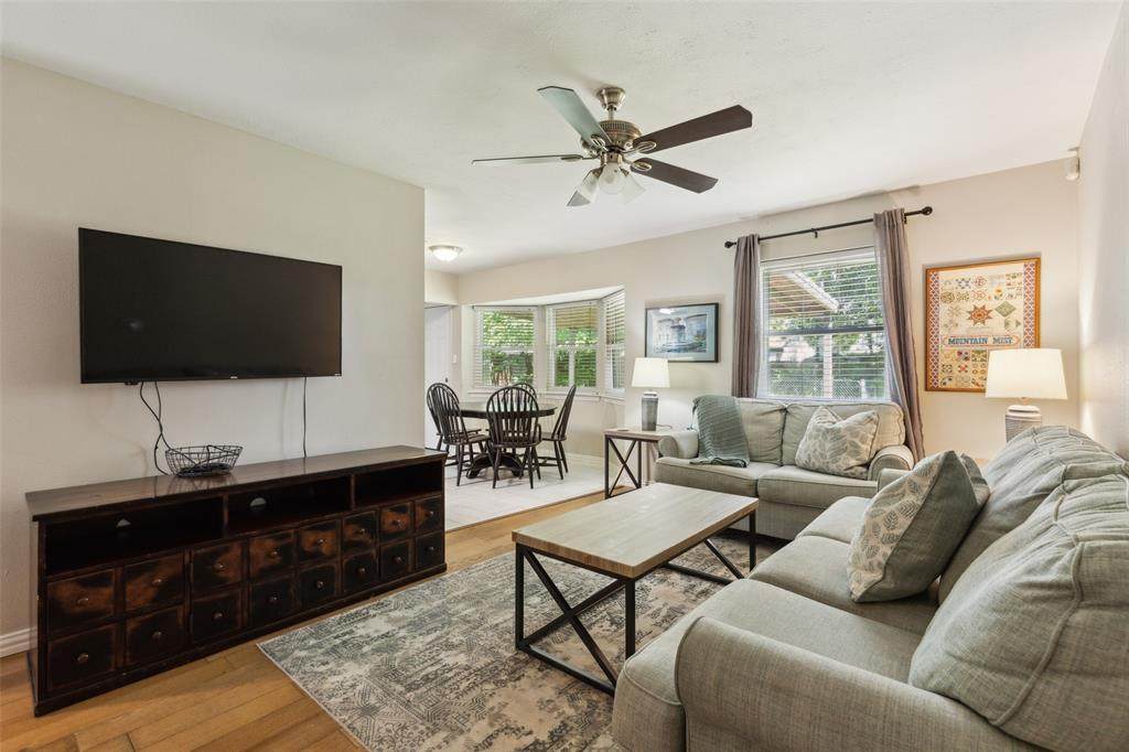 1202 Johns Drive - Photo 1