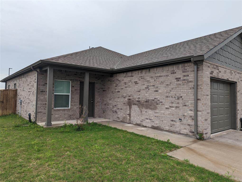 2700 Ginger Court - Photo 1