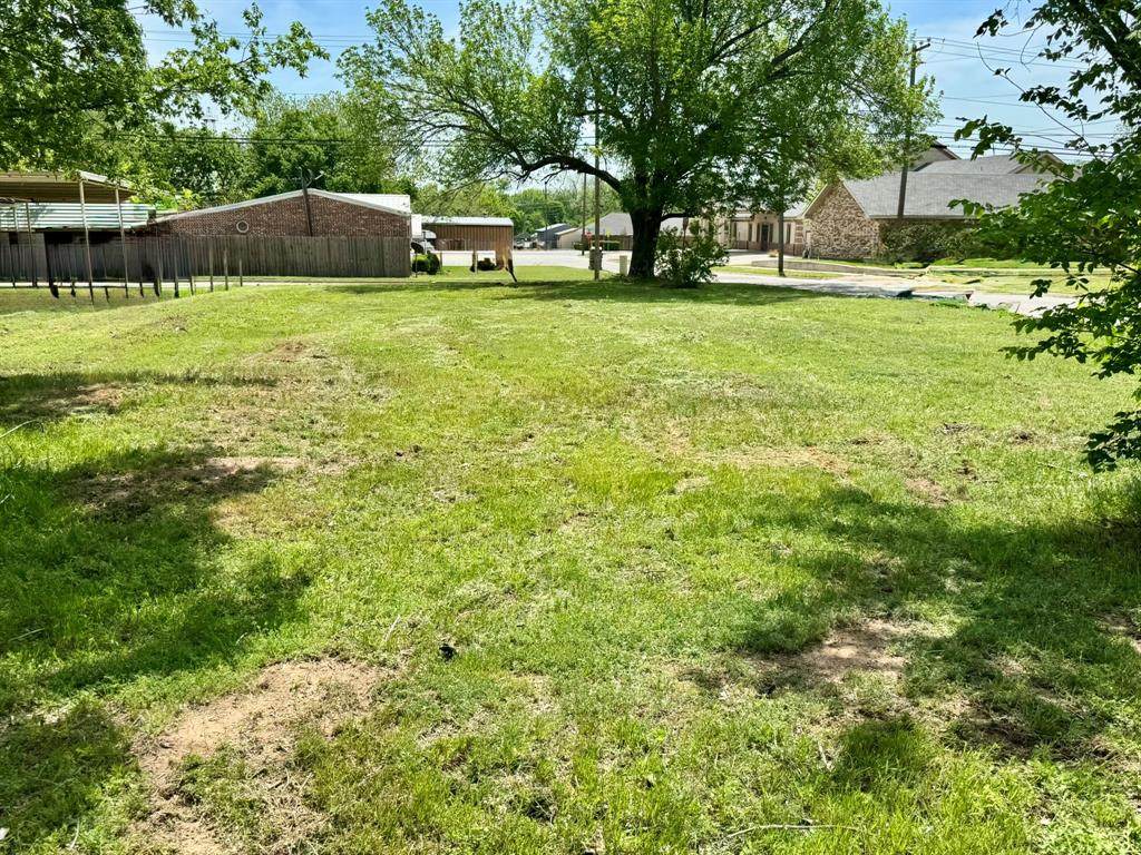 900 Mason Street - Photo 1