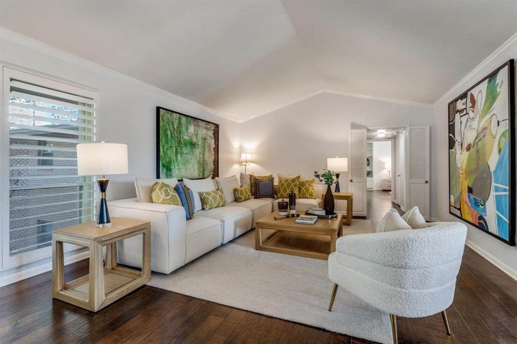 6130 Bandera Avenue - Photo 1