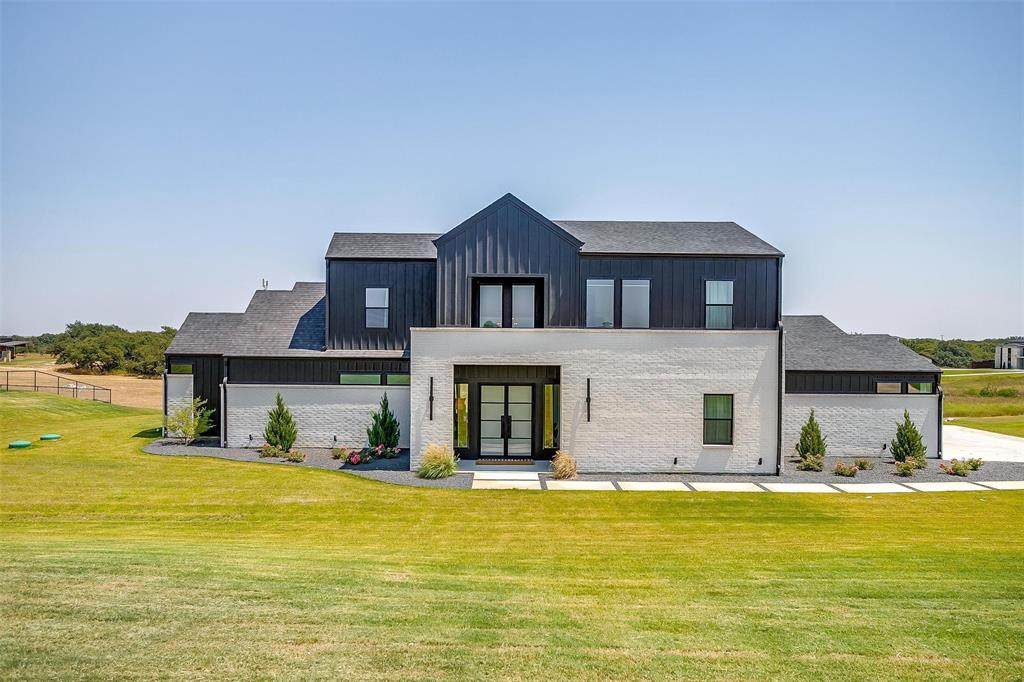 148 Kristina Boulevard - Photo 1