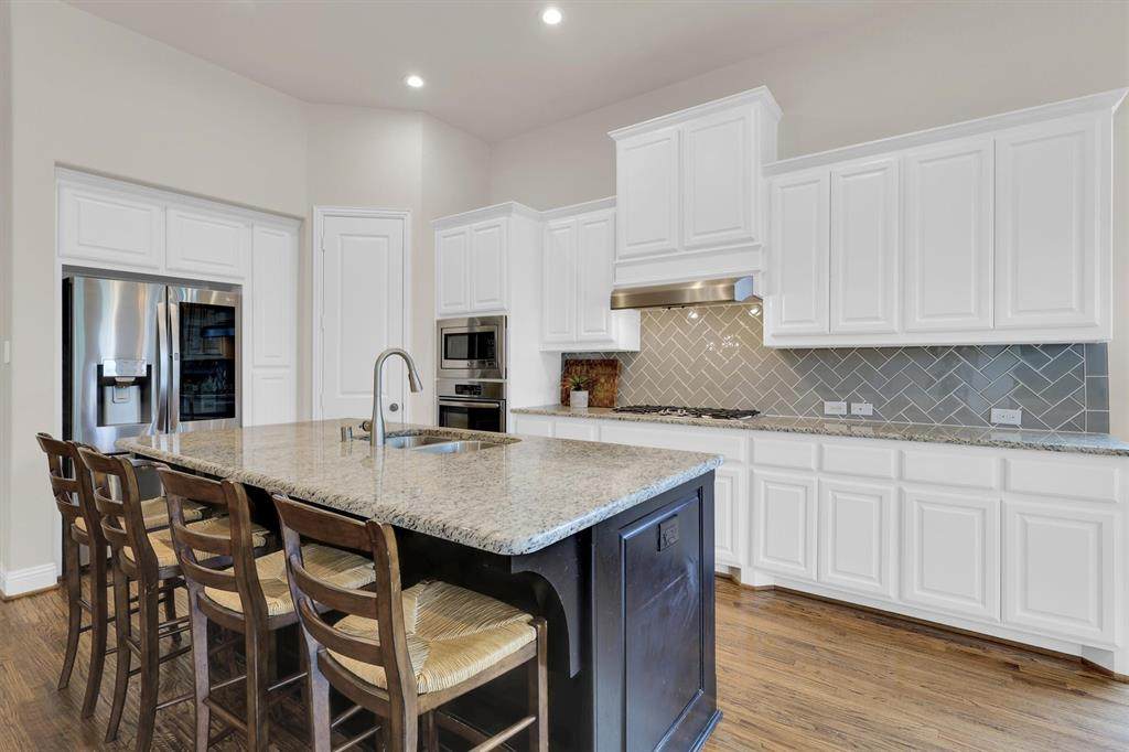 3555 Fieldview Court - Photo 1