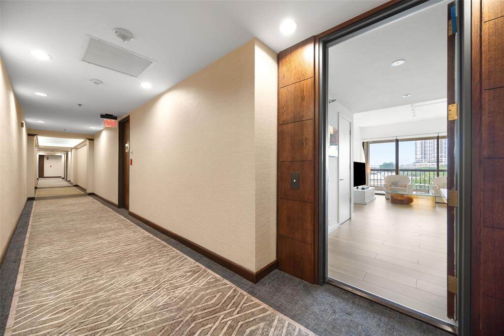 3831 Turtle Creek Boulevard - Photo 1