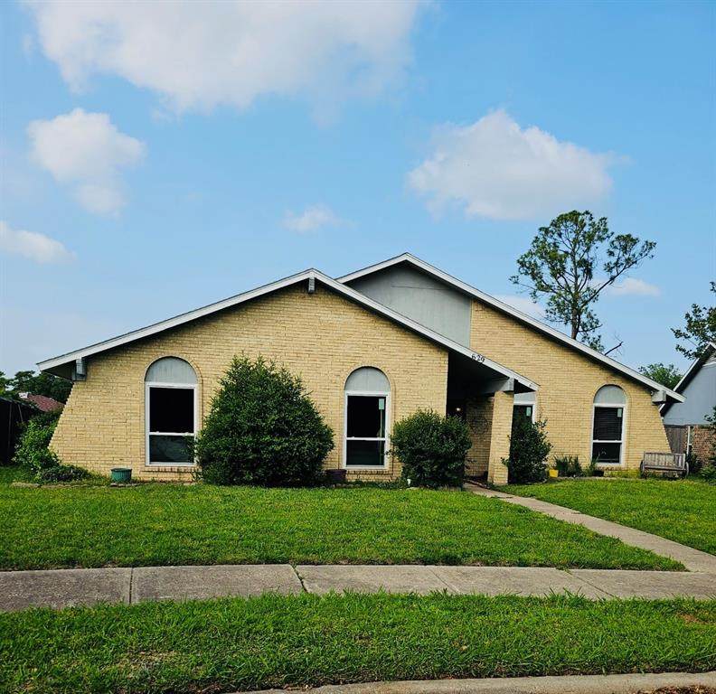 629 Granada Drive - Photo 1