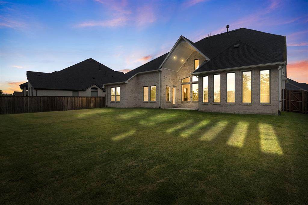 311 Misty Lane - Photo 1