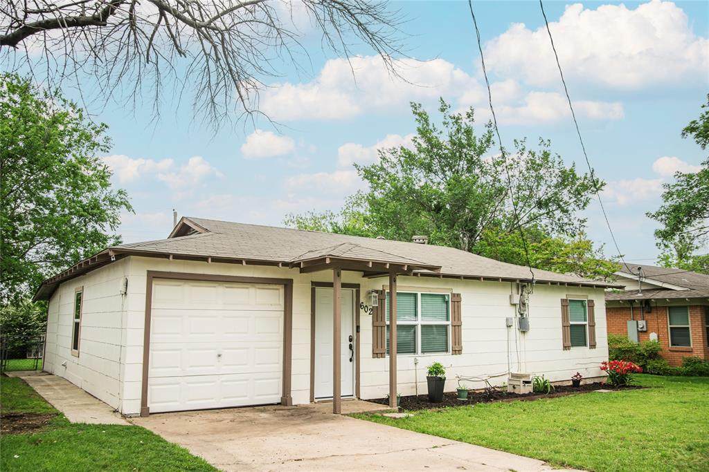 602 Cates Street - Photo 1