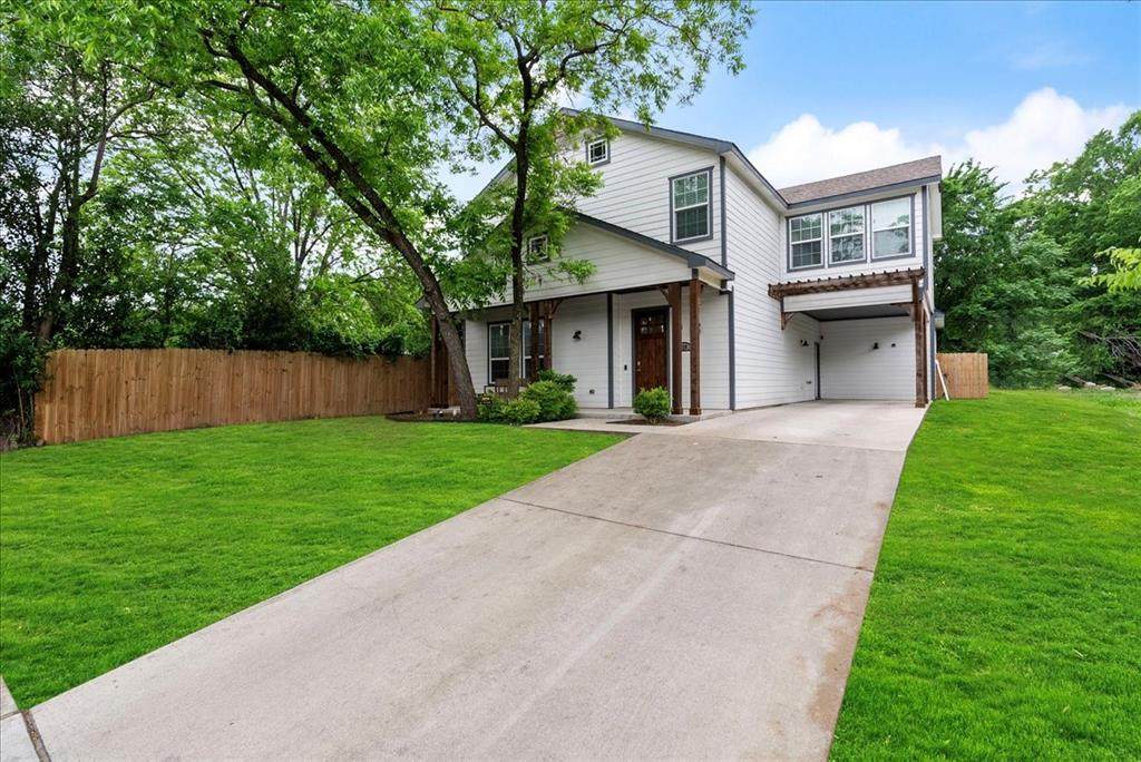 729 Rockwood Street - Photo 1