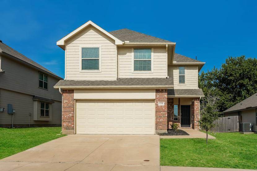 8300 Runner Oak Lane - Photo 1