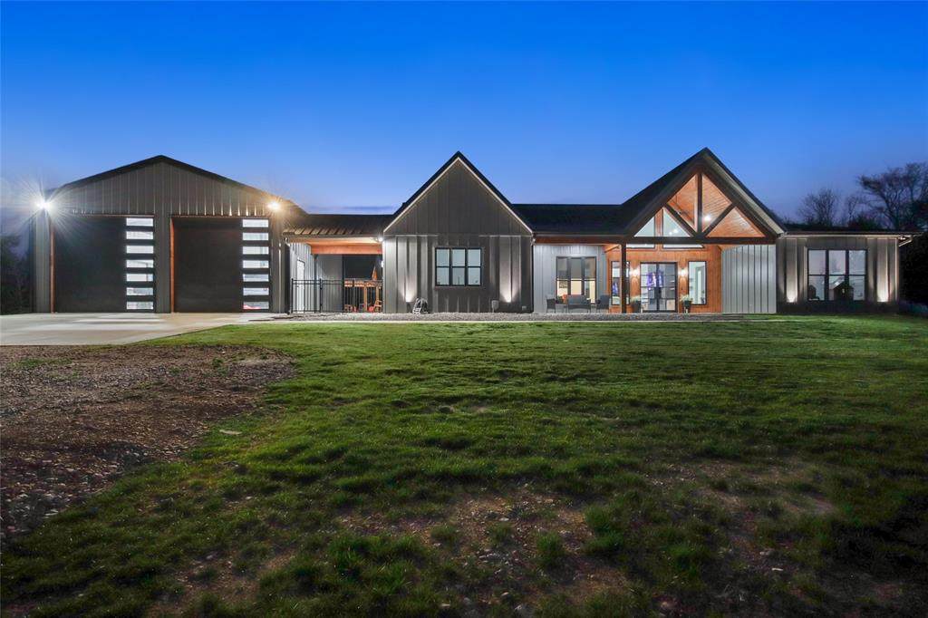 3425 County Road 1157 - Photo 1