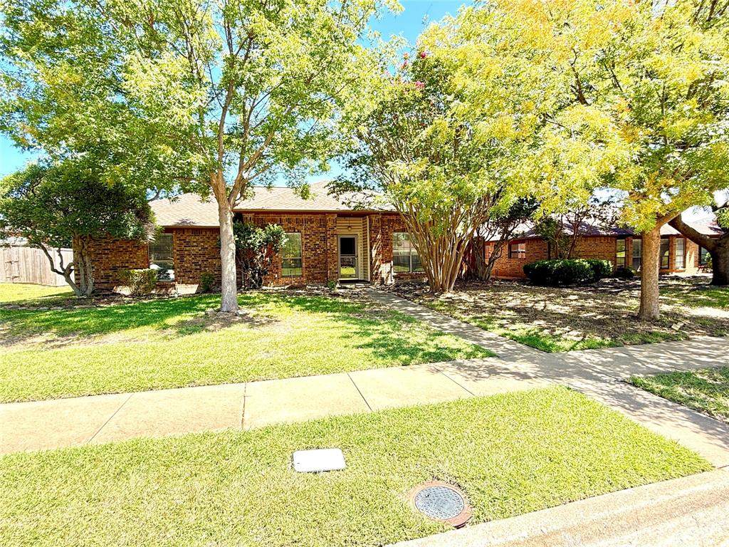 1321 Chicota Drive - Photo 1