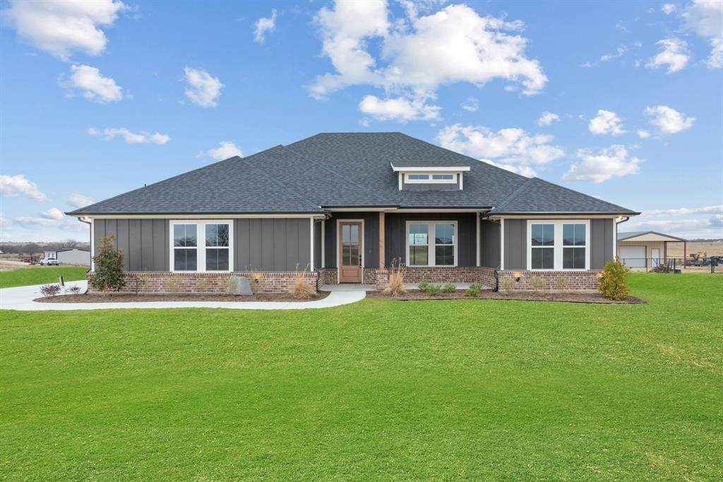 709 County Road 4530 - Photo 1