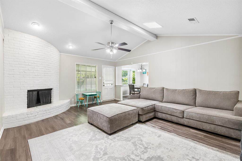 1706 Kingsborough Drive - Photo 1