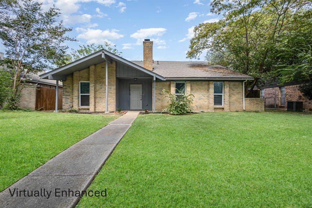 1017 Westminster Lane - Photo 1