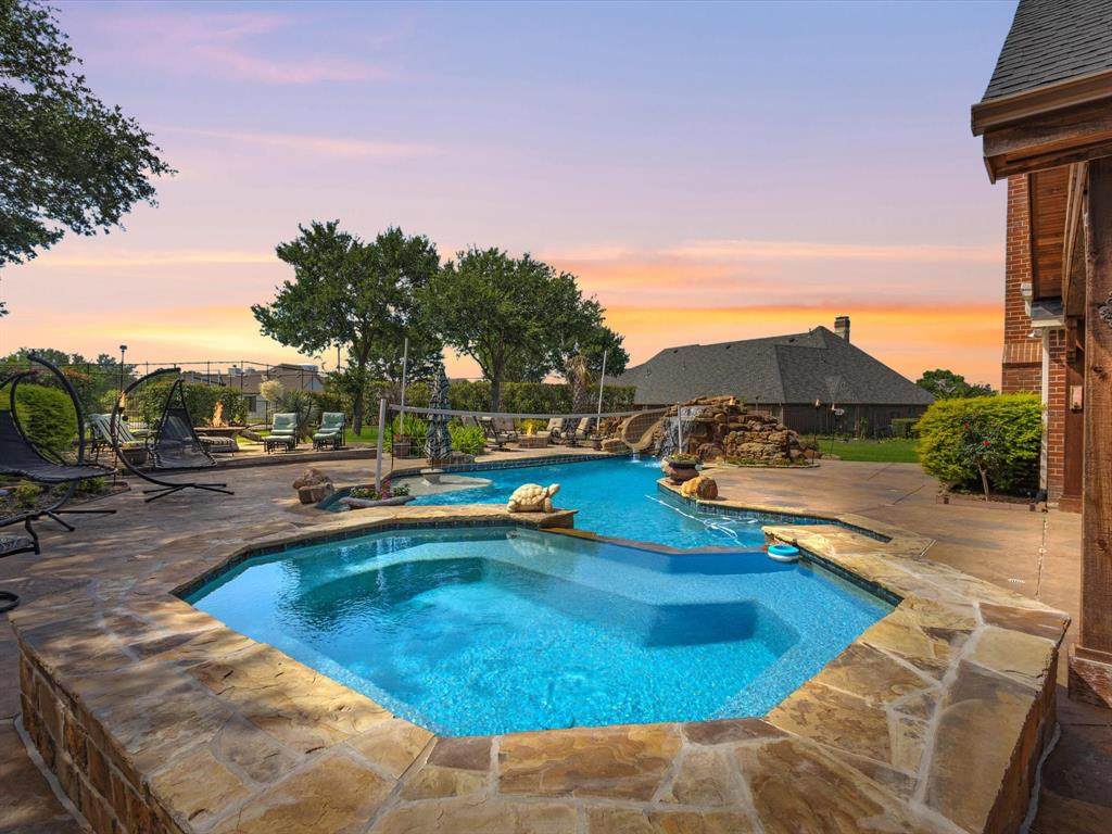 501 Las Lomas Drive - Photo 1