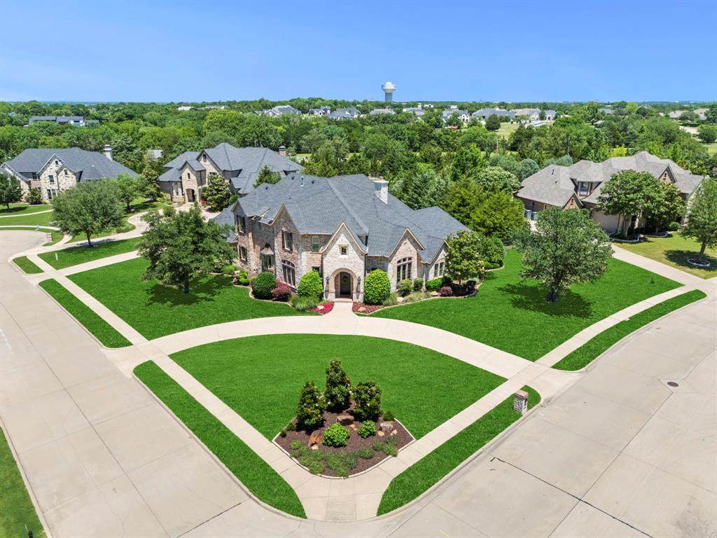 406 Wyndemere Boulevard - Photo 1