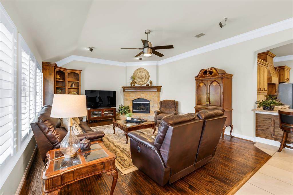 7100 King Ranch Road - Photo 1