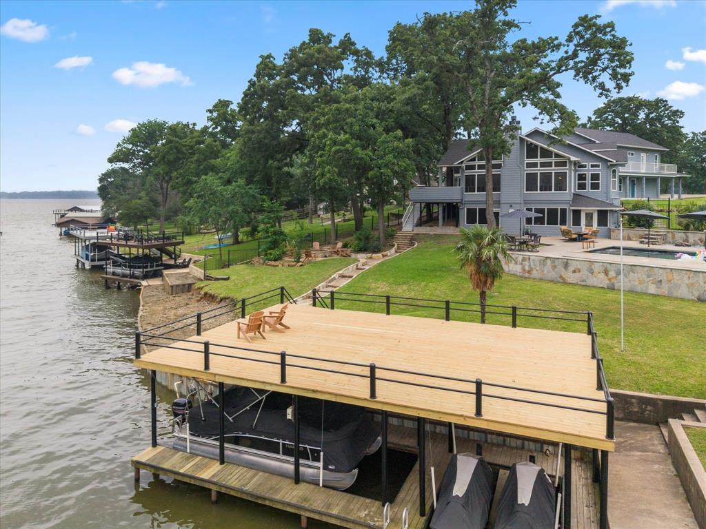 125 Oak Creek Drive - Photo 1