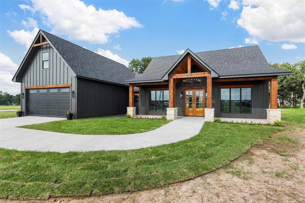 253 Grassy Way - Photo 1