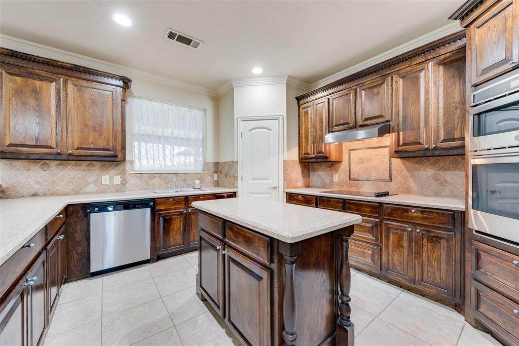 2917 Cascade Drive - Photo 1