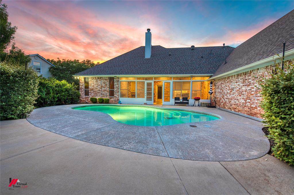 342 Hunters Hollow - Photo 1