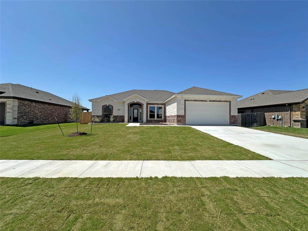 402 Juniper Drive - Photo 1