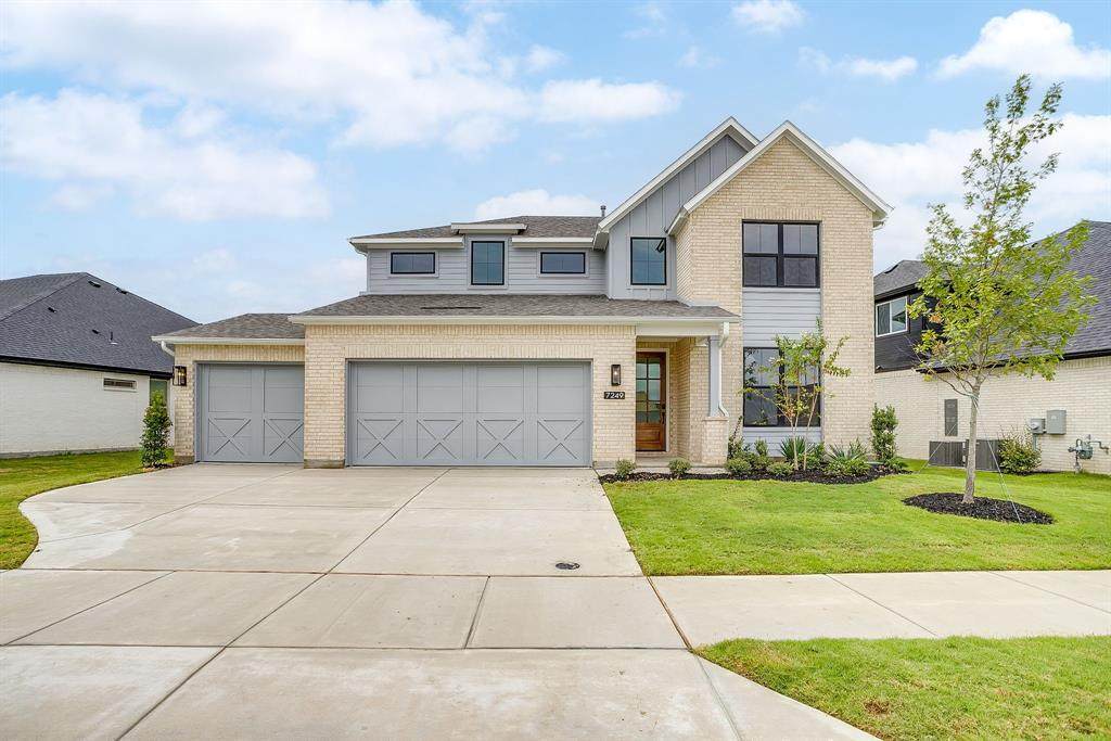 7249 Wayward Wind Drive - Photo 1