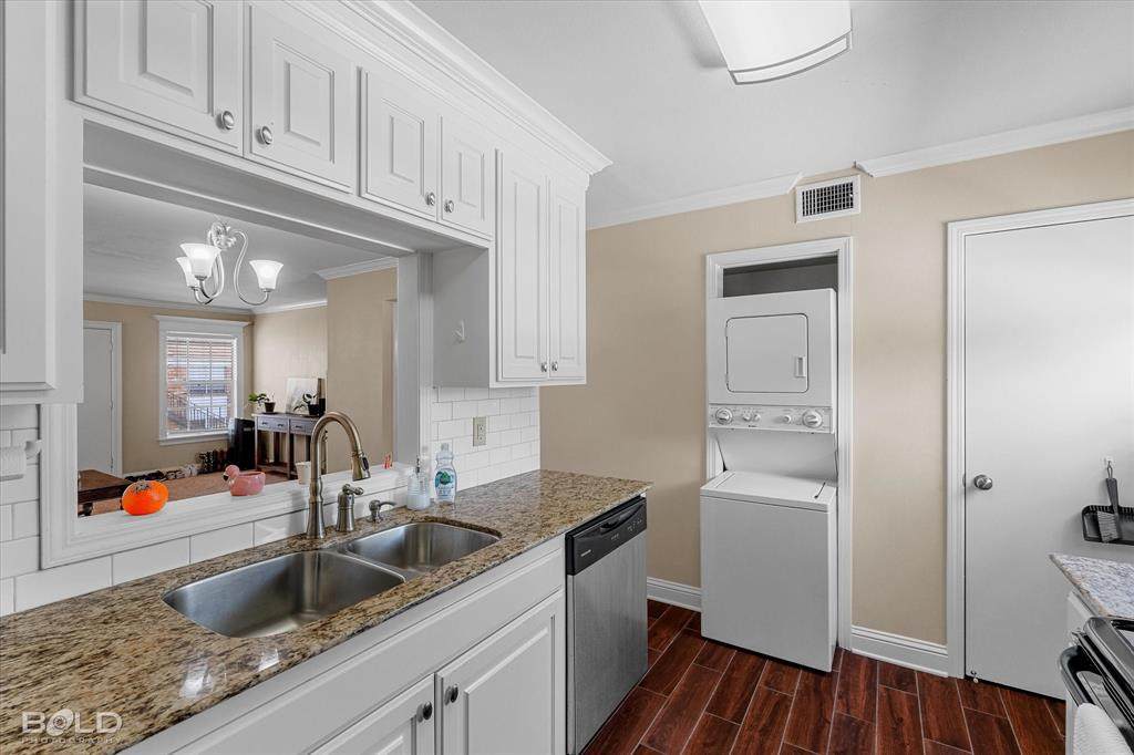 3820 Fairfield Avenue - Photo 1