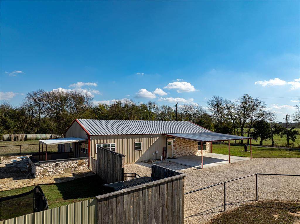 261 County Road 43310 - Photo 1