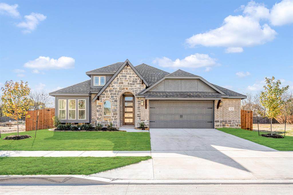 324 Chestnut Lane - Photo 1