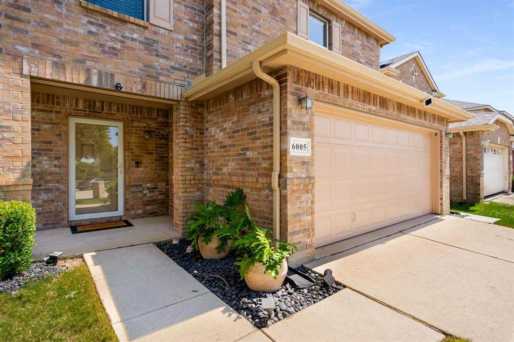 6005 Mountain Robin Court - Photo 1