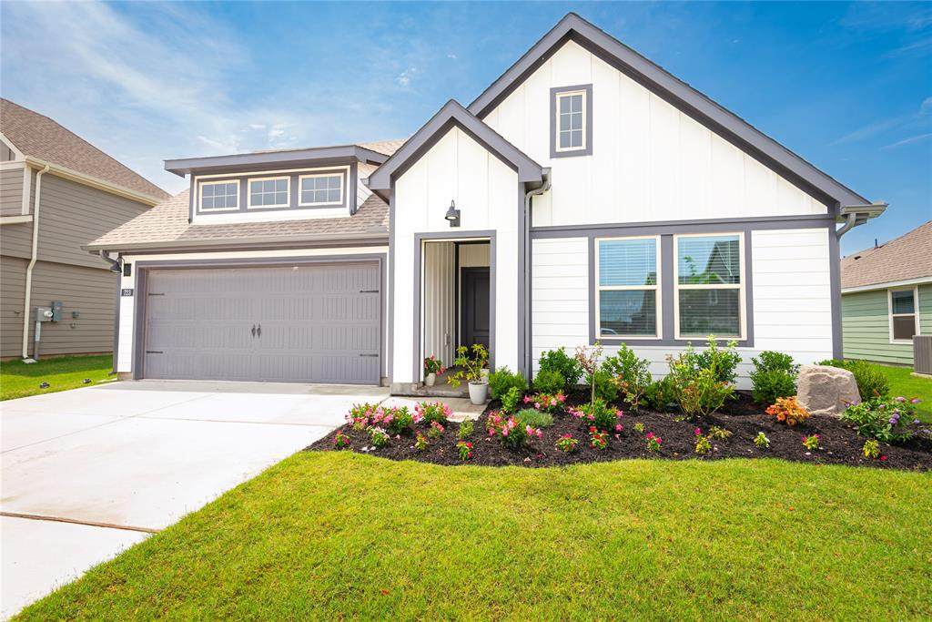 723 Primrose Lane - Photo 1