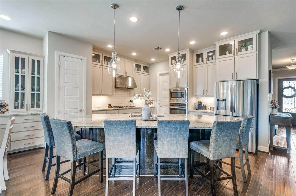 905 Crystal Oak Lane - Photo 1