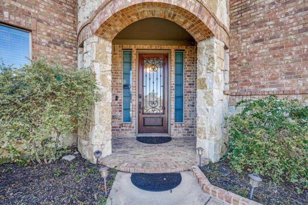 403 Sodbury Court - Photo 1