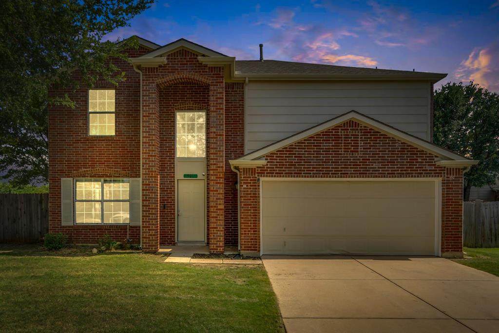 901 Greenbend Drive - Photo 1