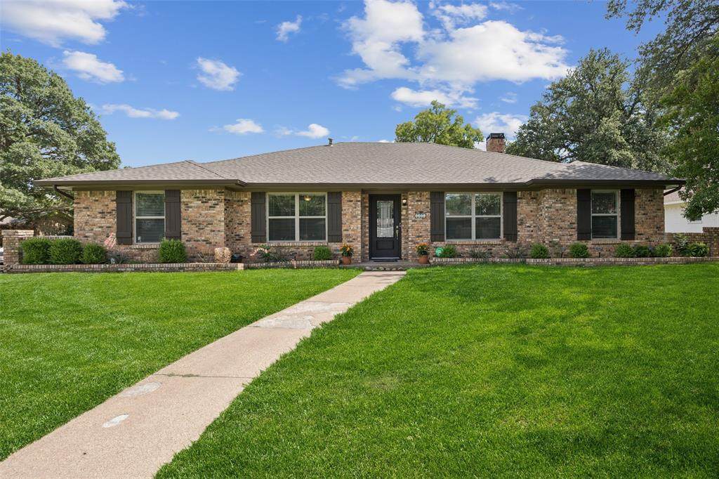 2400 Windsor Place - Photo 1