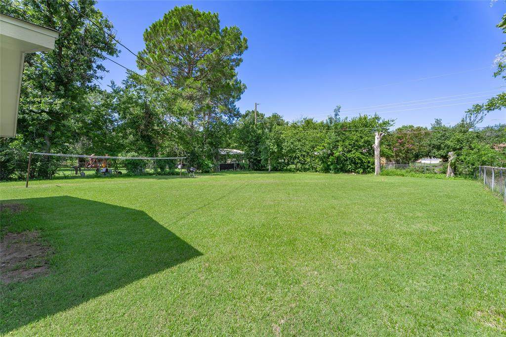 1224 Park Center Street - Photo 1