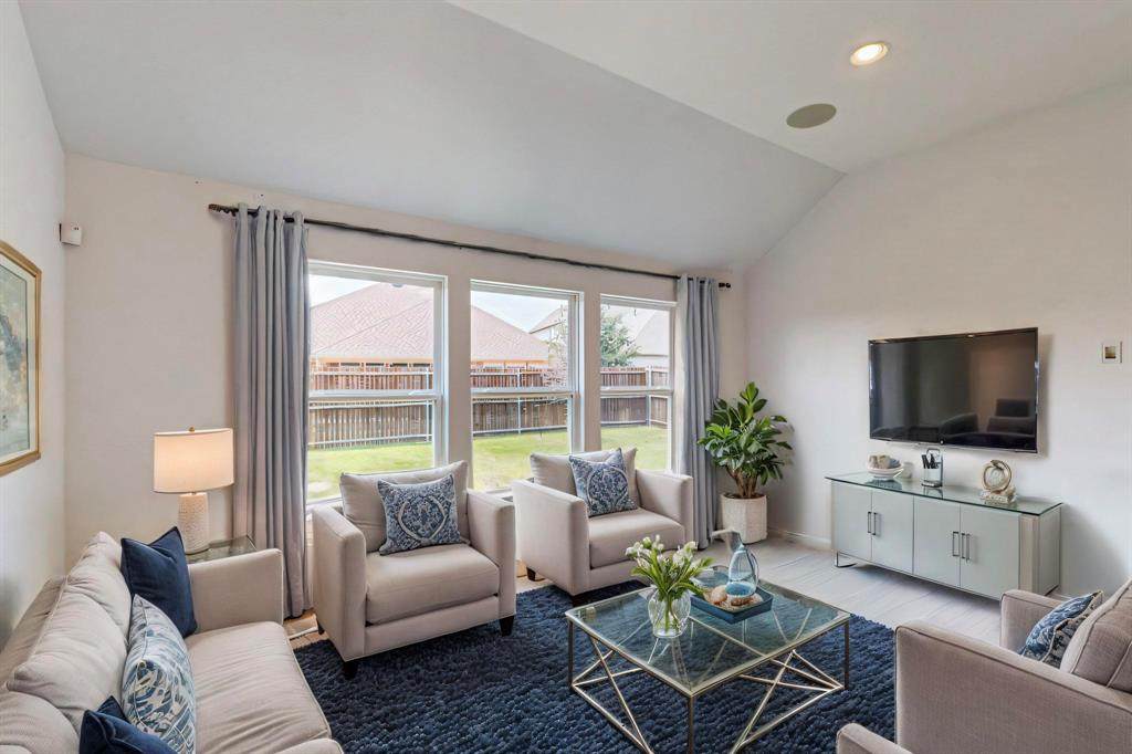 2707 Ash Avenue - Photo 1